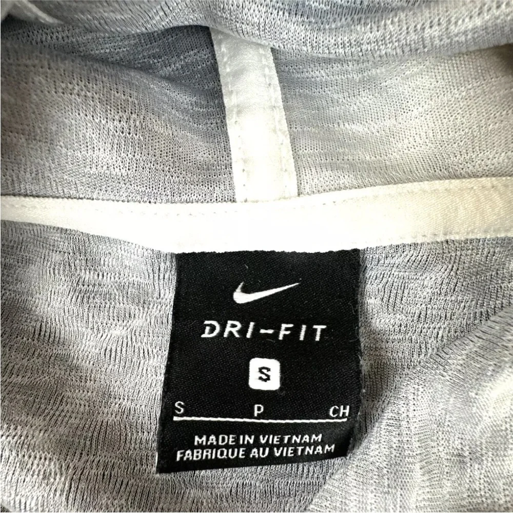 Nike comfortable gray